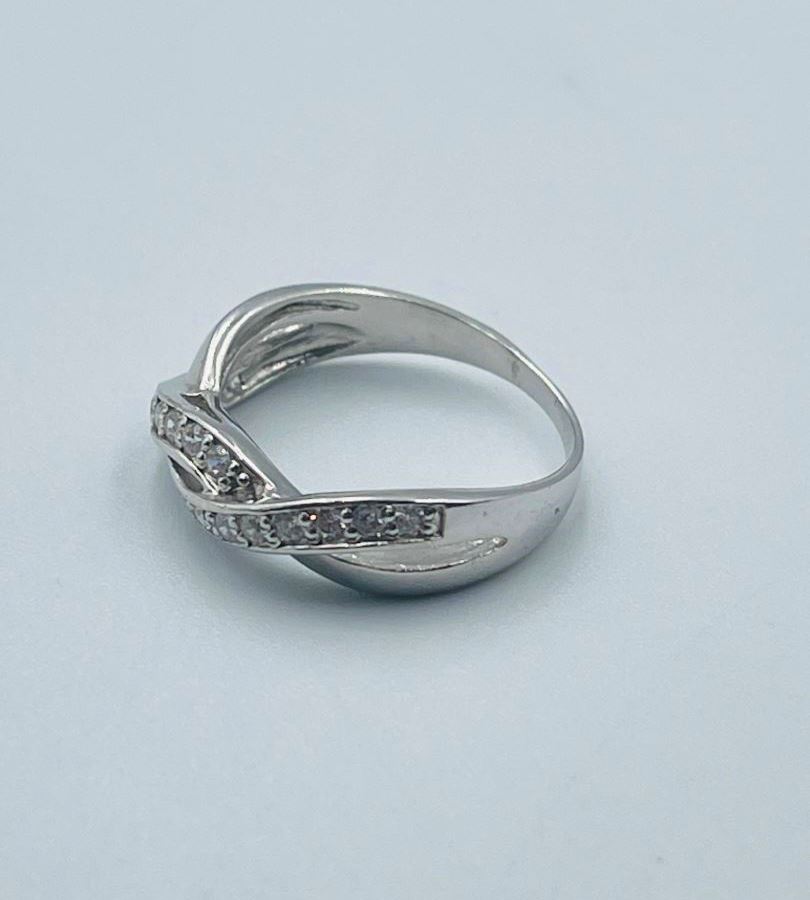 Серебряное кольцо 925° 2.2 г.